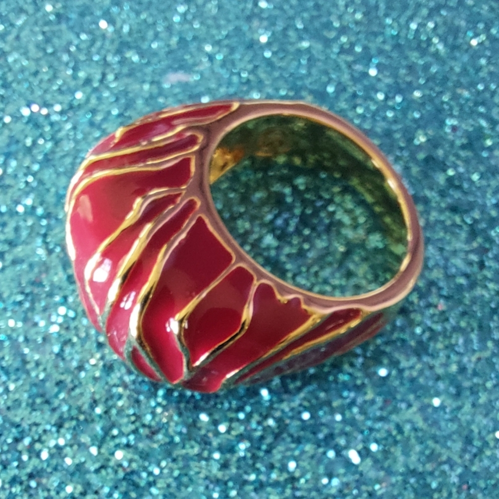 St. John Vintage Estate In Original Box Red Enamel w/Goldtone Veins Dome Ring